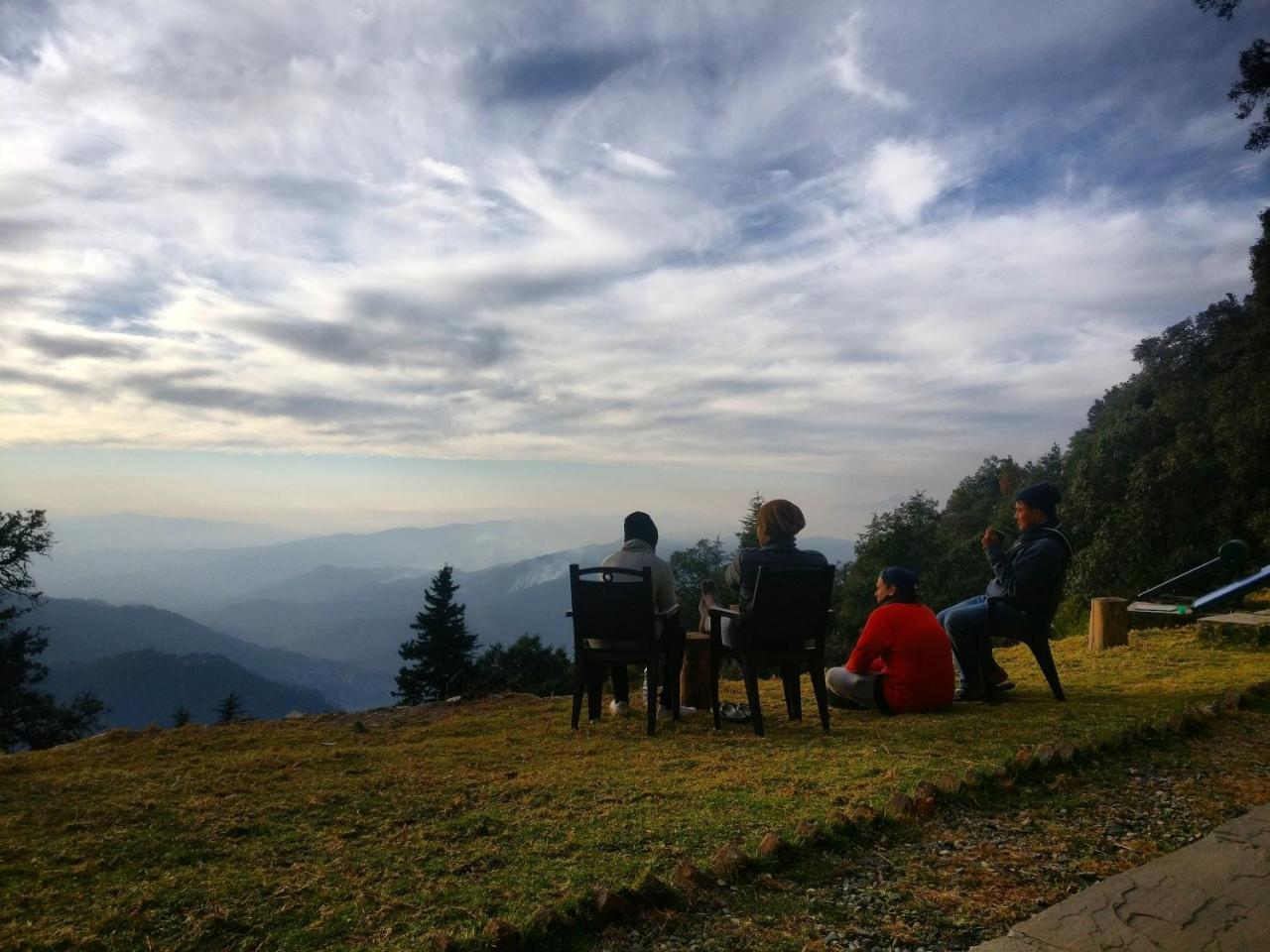 Simba Cafe & Lodge Binsar Ngoại thất bức ảnh